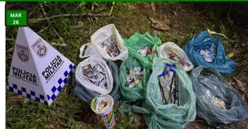 Mulher é presa em flagrante por tráfico de drogas no Parque Aeroporto, em Macaé